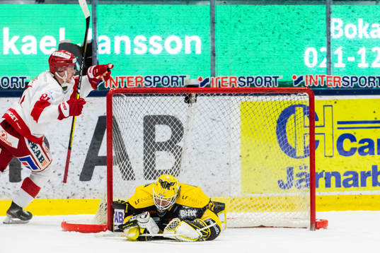 Västerås målvakt Jesper Myrenberg deppar