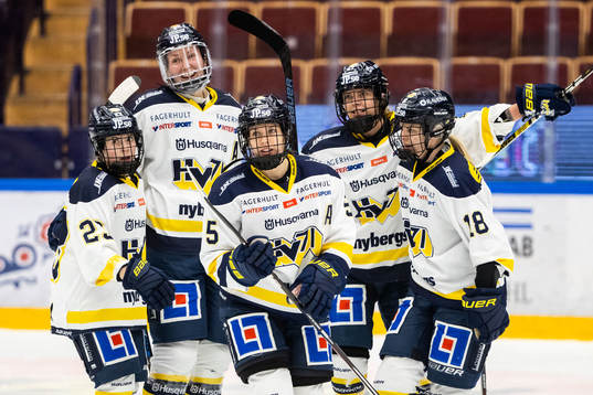 s Sidney Morin jublar med lagkamrater