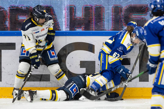 Leksands Emma Woods och HV71s Felizia Wikner-Zeinkiewicz