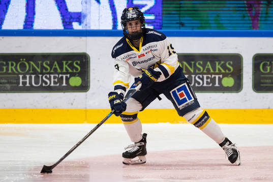 HV71s Kaitlyn Tougas