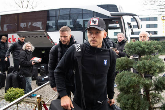 Arnór Traustason of Malmö FF arrives at the hotel
