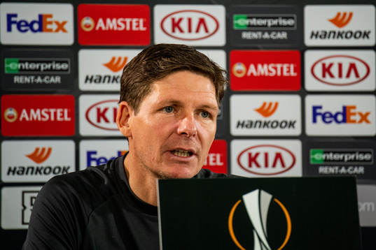 Head coach Oliver Glaser