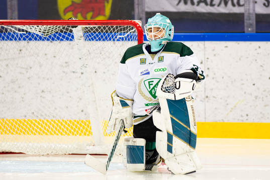 Färjestads målvakt Nana Fujimoto