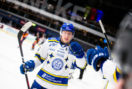 Leksands Patrik Zackrisson gör 1-1 och jublar med