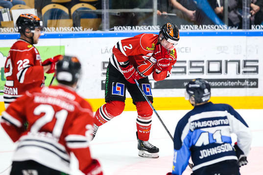 Örebros Rasmus Rissanen lämnar isen
