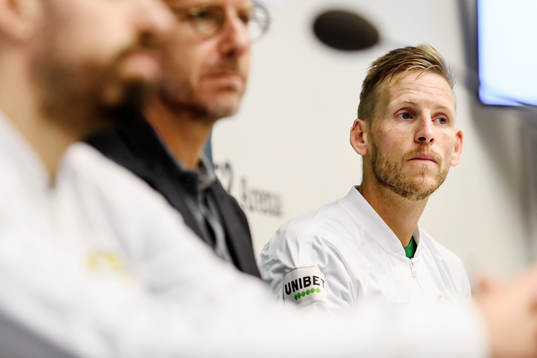 Lars Ousted