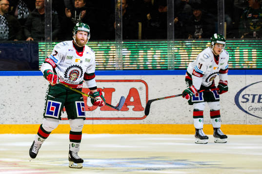Frölundas Karl Stollery och Samuel Fagemo deppar