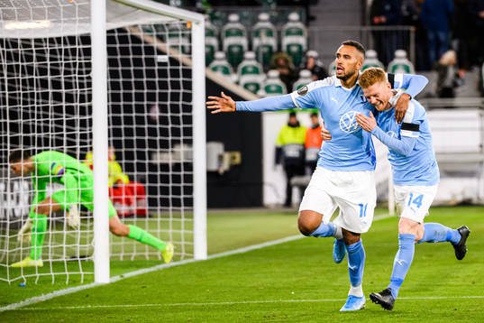 Isaac Kiese Thelin and Anders Christiansen of Malmö FF