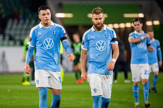 Anel Ahmedhodzic and Rasmus Bengtsson of Malmö FF looks