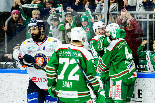 Rögles Eric Gelinas jublar