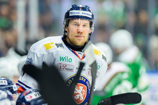 Växjös Ilari Melart  deppar