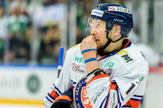 Växjös Ilari Melart  deppar