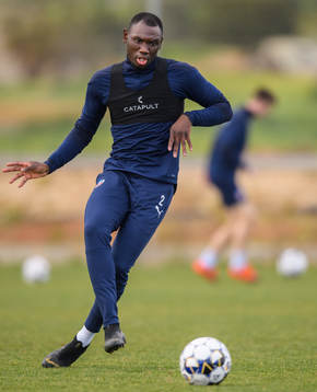Ravy Tsouka