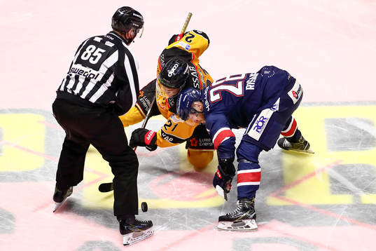 Luleås Juhani Tyrväinen och Linköpings Jaakko Rissanen