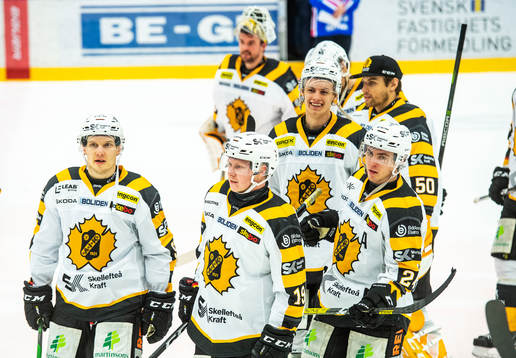 Skellefteås spelare jublar