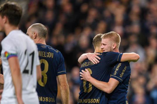 Djurgårdens Kalle Holmberg jublar