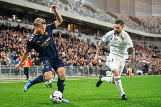 Djurgårdens Nicklas Bärkroth och Dalkurds Oskar Danielsson