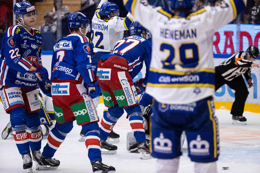 Oskarshamns John Dahlström och Isak Pantzare deppar