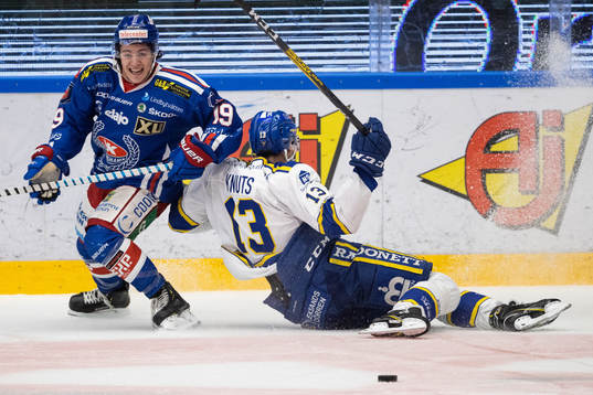 Oskarshamns Tyler Kelleher och Leksands Jon Knuts