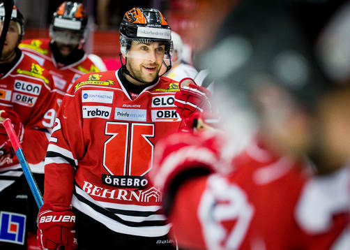Örebros Jonathan Andersson jublar vid 4-1