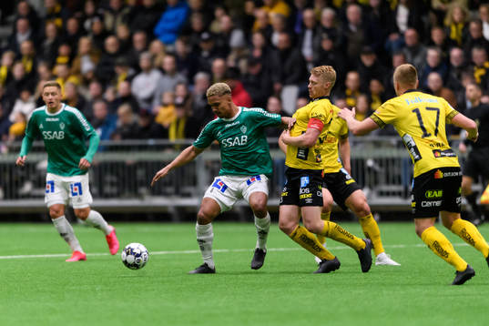 Brages Seth Kanteh Hellberg och Elfsborgs Sivert Heltne