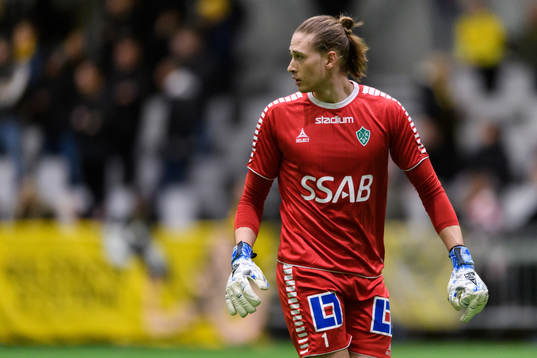 Brages målvakt Adrian Engdahl
