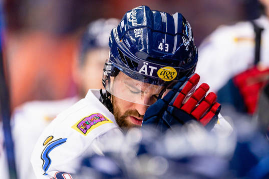 Linköpings Nichlas Hardt deppar