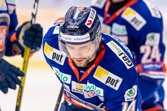 Växjös Emil Pettersson jublar