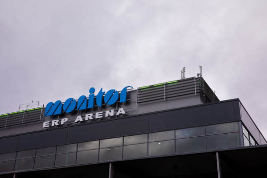 Skylt på Monitor ERP Arena