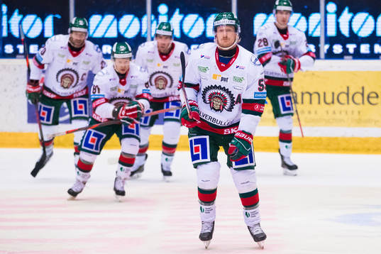 Frölundas Simon Hjalmarsson jublar