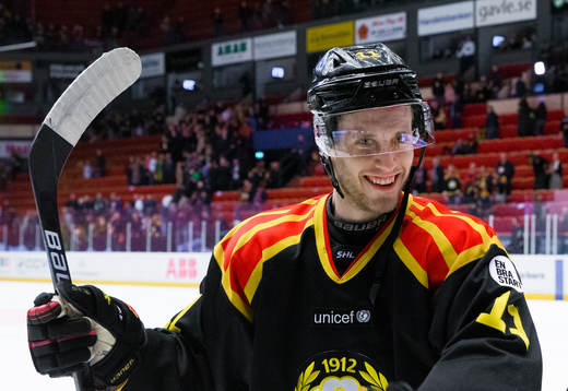 Brynäs Josef Ingman jublar