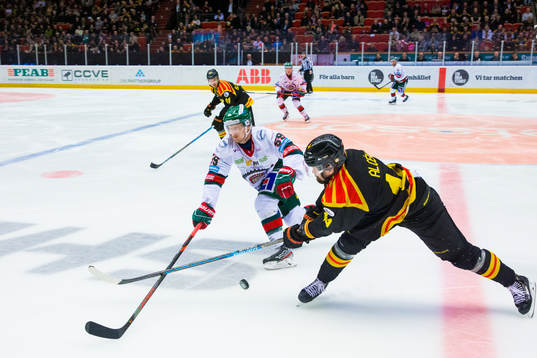 Frölundas Simon Hjalmarsson och Brynäs Johan Alcén