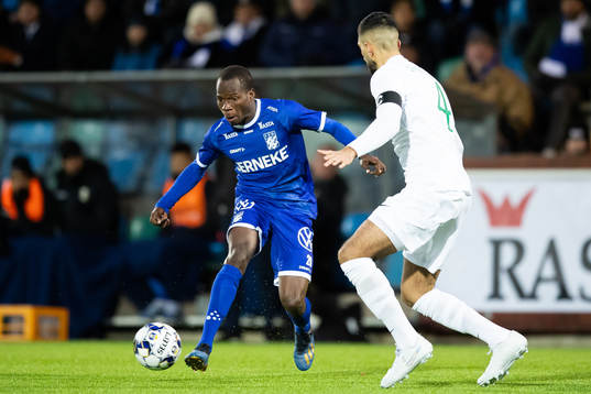 IFK Göteborgs Alhassan Yusuf och Västerås Sean Sabetkar
