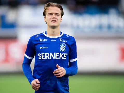IFK Göteborgs August Erlingmark innan fotbollsmatchen i