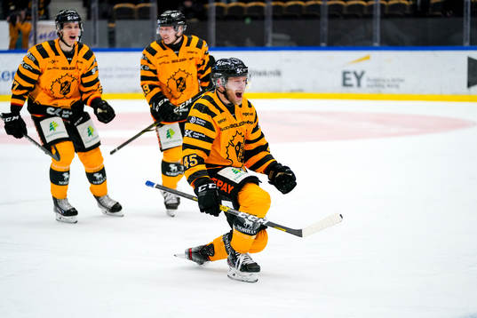Skellefteås Oscar Möller kvitterar till 3-3