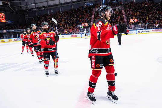 Luleås Petter Emanuelsson jublar