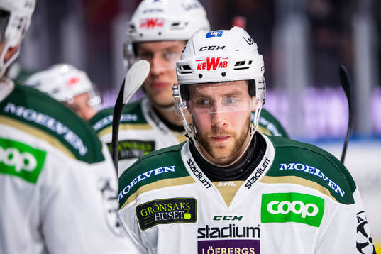 Färjestads Per Åslund deppar