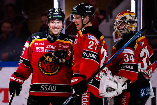 Luleås Erik Gustafsson jublar