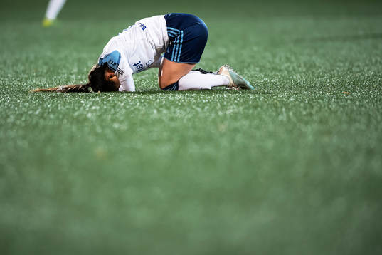 Djurgårdens Malin Diaz Pettersson får ont