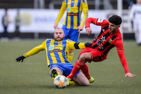Eskilsminnes Emil Åberg och Östersunds Rewan Amin