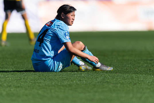 Ylinn Tennebø of Avaldsnes looks dejected