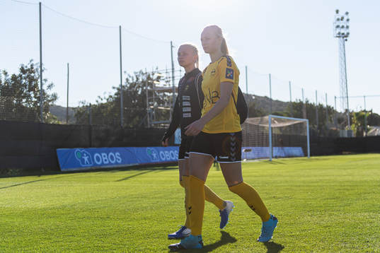 Cathrine Dahlström and Mia Authen of LSK Kvinner