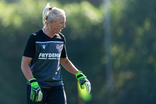 Reidun Seth, goalkeeper coach of Sandviken