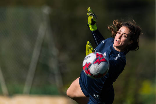 Goalkeeper Hannah Seabert of Vålerenga