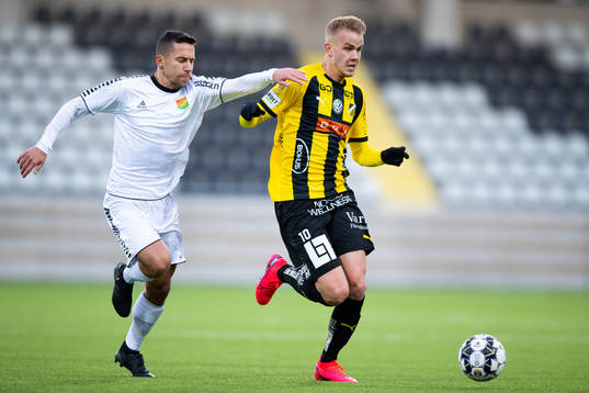 Gais Predrag Randjelovic och Häckens Jasse Tuominen