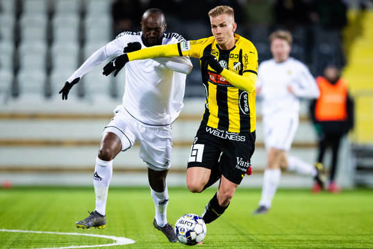 Gais Boris Lumbana och Häckens Jasse Tuominen