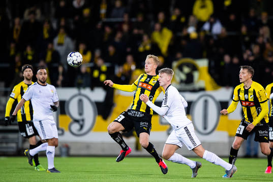 Häckens Gustav Berggren och Gais Joackim Åberg