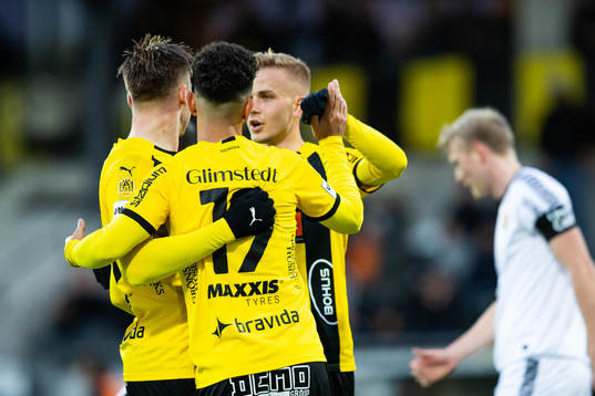 Häckens Daleho Irandust jublar med Alexander Söderlund