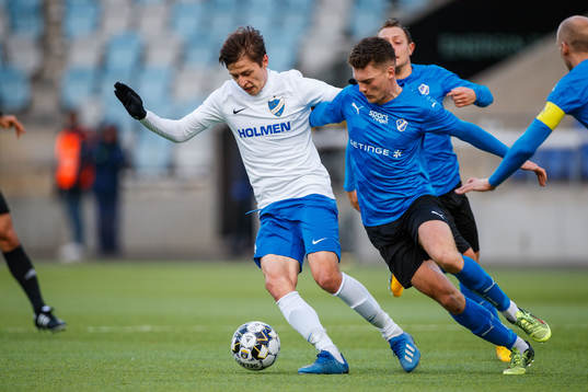 IFK Norrköpings Simon Thern och Halmstads Samuel Kroon