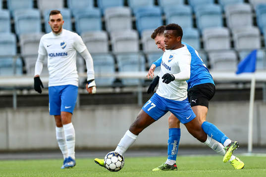 IFK Norrköpings Manasse Kusu och Halmstads Samuel